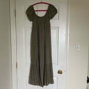 Green, loose fitting midi dress